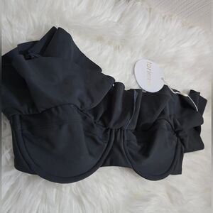 Tori Praver Swimsuit Top Size Medium NWT